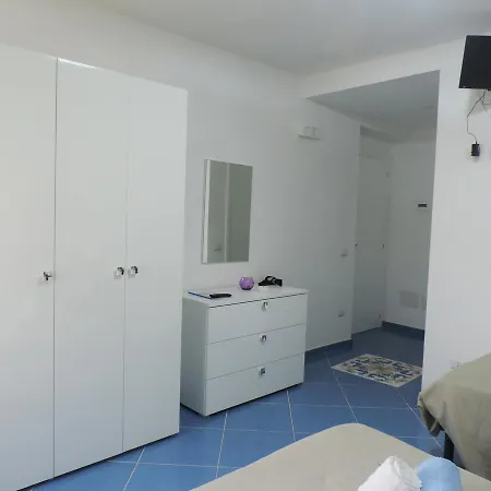 Mediterraneo Frühstückspension 3*